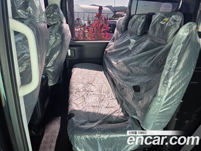 Hyundai Staria Cargo 5-Seater Modern 2022 — фото 7