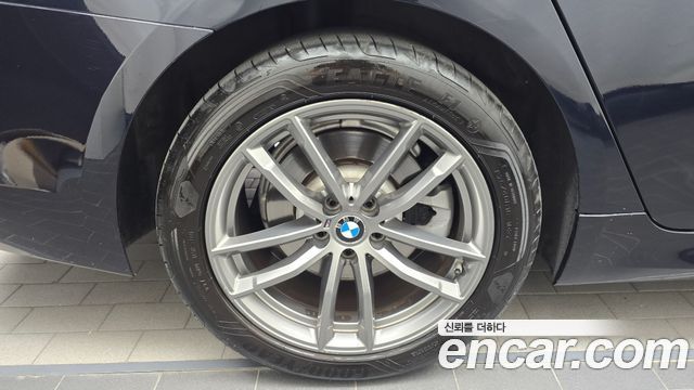 BMW 5 Series (G30) 520d xDrive M Sport Package Plus 2018 — фото 5