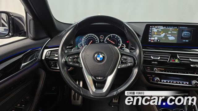 BMW 5 Series (G30) 520d xDrive M Sport Package Plus 2018 — фото 13