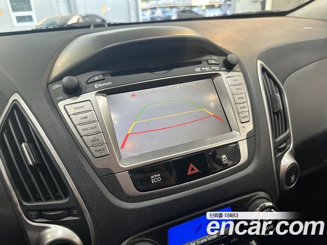 Hyundai Tucson ix Diesel 2WD LX20 Premier 2011 — фото 19