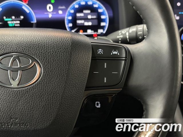 Toyota Alphard (IV) 2.5 HEV Executive AWD 2024 — фото 16