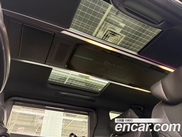 Toyota Alphard (IV) 2.5 HEV Executive AWD 2024 — фото 21