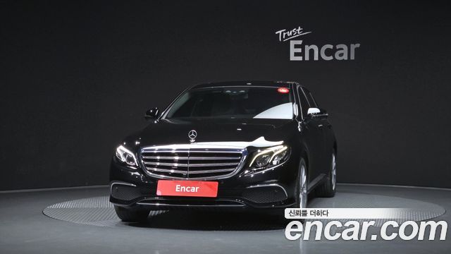 Mercedes-Benz E-Class (W213) E300 4MATIC Exclusive 2018 — фото 3