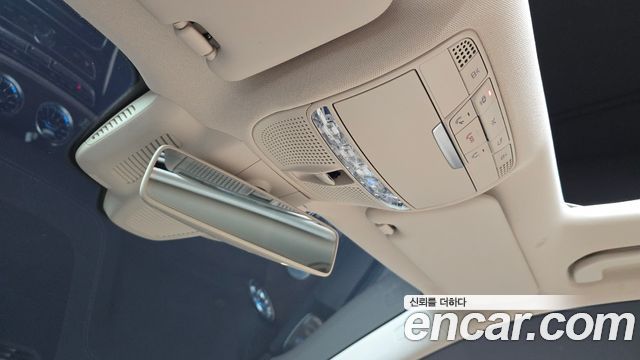 Mercedes-Benz E-Class (W213) E300 4MATIC Exclusive 2018 — фото 18
