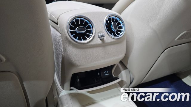 Mercedes-Benz E-Class (W213) E300 4MATIC Exclusive 2018 — фото 29