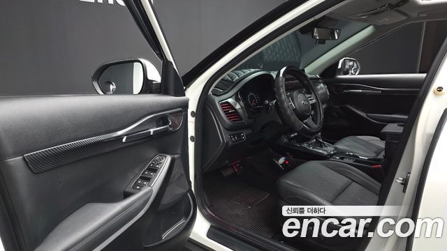 Kia Seltos Gasoline 1.6 Turbo 2WD Signature 2022 — фото 10
