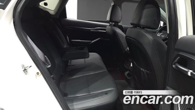 Kia Seltos Gasoline 1.6 Turbo 2WD Signature 2022 — фото 11