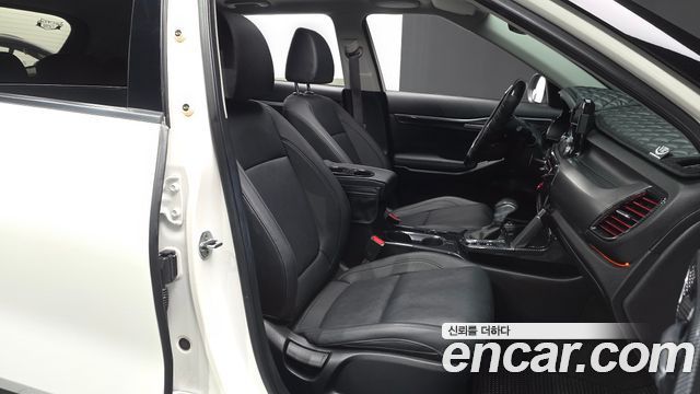 Kia Seltos Gasoline 1.6 Turbo 2WD Signature 2022 — фото 12