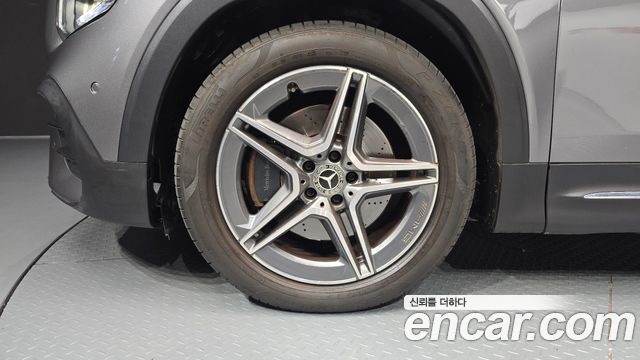 Mercedes-Benz GLB-Class (X247) GLB250 4MATIC 2020 — фото 5