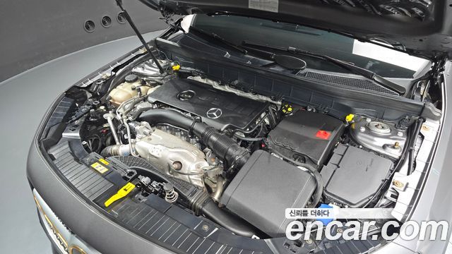 Mercedes-Benz GLB-Class (X247) GLB250 4MATIC 2020 — фото 6