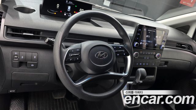 Hyundai Staria Cargo 3-Seater Smart 2023 — фото 13