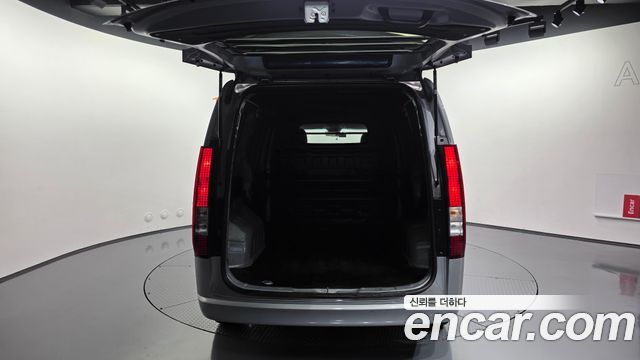 Hyundai Staria Cargo 3-Seater Smart 2023 — фото 20