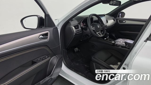 Renault Korea Arkana 1.6 GTe Iconic 2027 — фото 10
