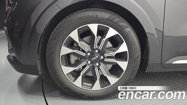 Kia Carnival (IV) Diesel 9-Seater Signature 2023 — фото 5