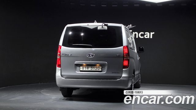 Hyundai Grand Starex Van 3-Seater Smart 2020 — фото 4