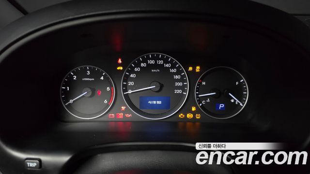 Hyundai Grand Starex Van 3-Seater Smart 2020 — фото 31