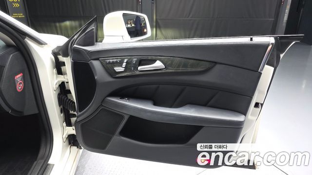 Mercedes-Benz CLS-Class (W218) CLS250 d 4MATIC 2017 — фото 24