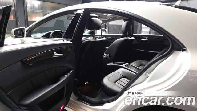 Mercedes-Benz CLS-Class (W218) CLS250 d 4MATIC 2017 — фото 26