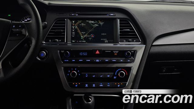Hyundai Sonata (LF) 2.0 Style Special 2017 — фото 14