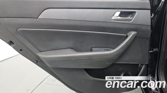 Hyundai Sonata (LF) 2.0 Style Special 2017 — фото 25