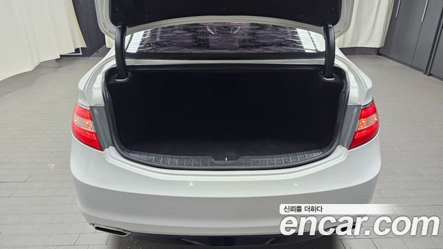Hyundai Grandeur (HG) HG240 Modern 2015 — фото 18