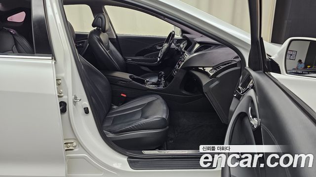 Hyundai Grandeur (HG) HG240 Modern 2015 — фото 26