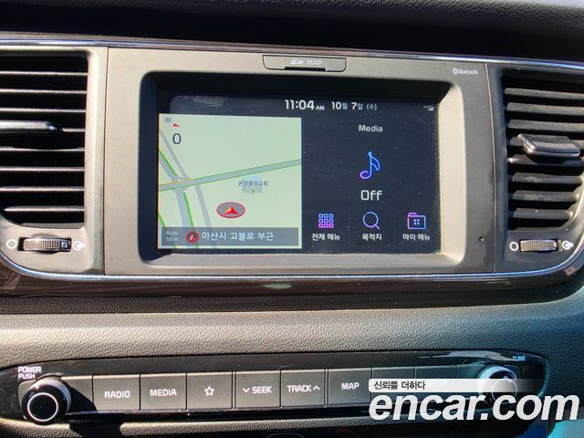 Kia Carnival 9-Seater Prstige 2020 — фото 19