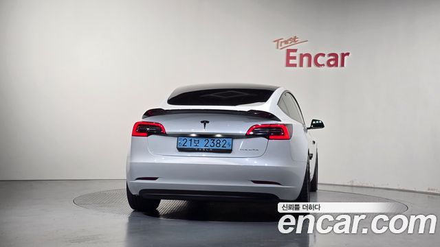 Tesla Model 3 Long Range AWD 2022 — фото 4