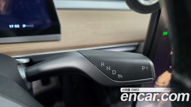 Tesla Model 3 Long Range AWD 2022 — фото 9