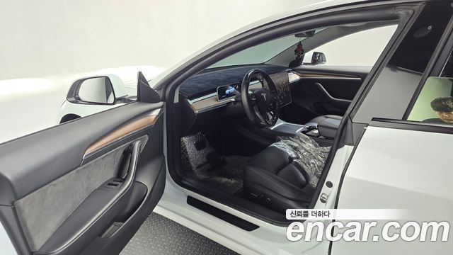 Tesla Model 3 Long Range AWD 2022 — фото 10