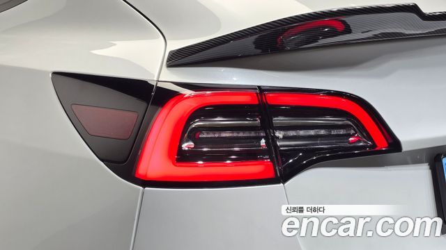 Tesla Model 3 Long Range AWD 2022 — фото 29