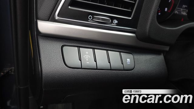 Hyundai Avante (AD) 1.6 GDI Smart 2018 — фото 18