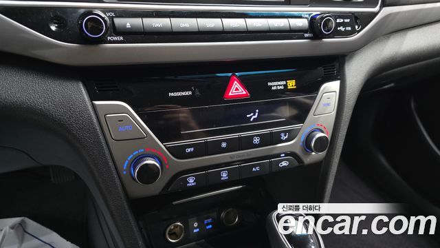 Hyundai Avante (AD) 1.6 GDI Smart 2018 — фото 30
