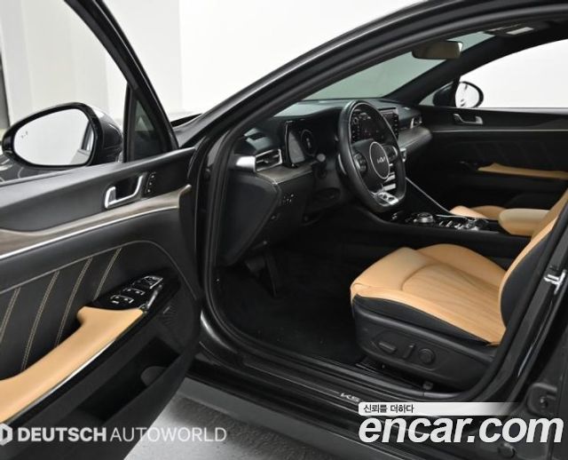 Kia K5 (III) 1.6 Turbo Signature 2023 — фото 15
