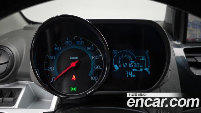 Chevrolet Spark LPG LT Standard 2014 — фото 8