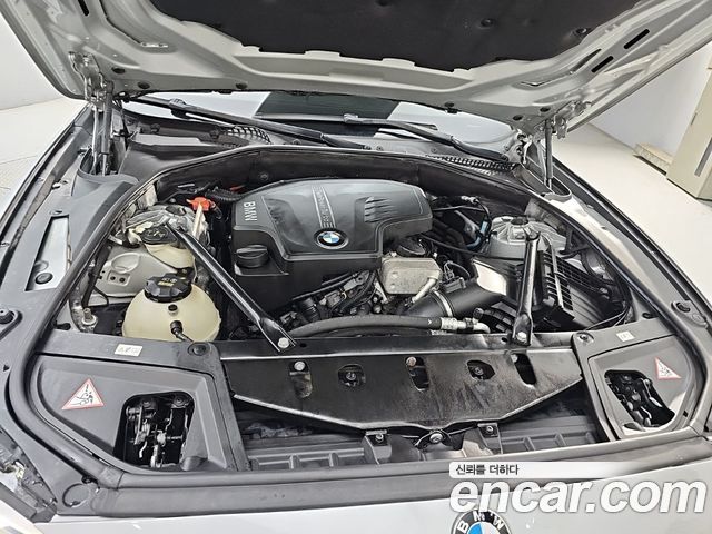BMW 5 Series (F10) 528i M Aero Dynamic 2016 — фото 6