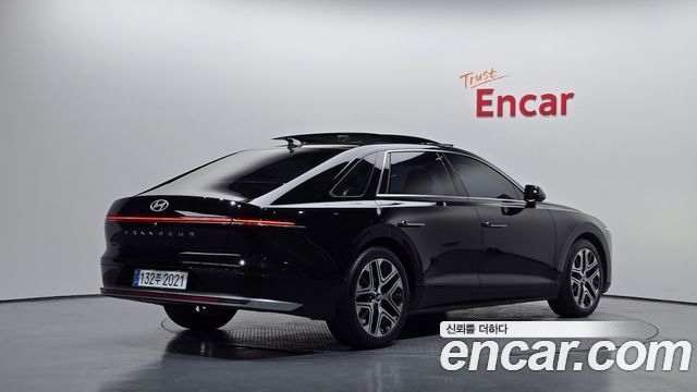 Hyundai Grandeur (GN7) 2,5 Gasoline 2WD Exclusive 2023 — фото 2