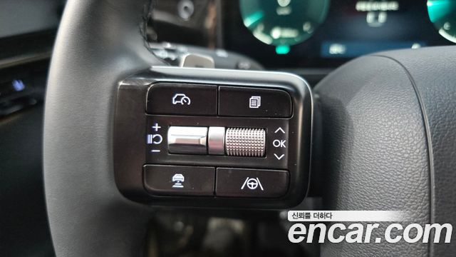 Hyundai Grandeur (GN7) 2,5 Gasoline 2WD Exclusive 2023 — фото 16