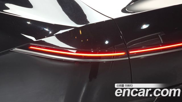 Hyundai Grandeur (GN7) 2,5 Gasoline 2WD Exclusive 2023 — фото 23