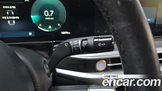 Hyundai Grandeur (GN7) 2,5 Gasoline 2WD Exclusive 2023 — фото 29