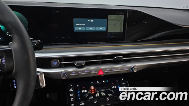 Hyundai Grandeur (GN7) 2,5 Gasoline 2WD Exclusive 2023 — фото 32