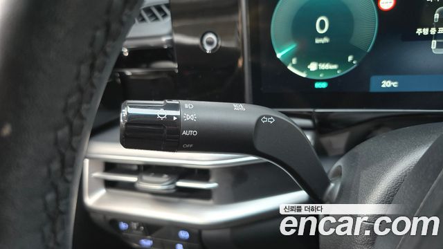 Hyundai Grandeur (GN7) 2,5 Gasoline 2WD Exclusive 2023 — фото 36