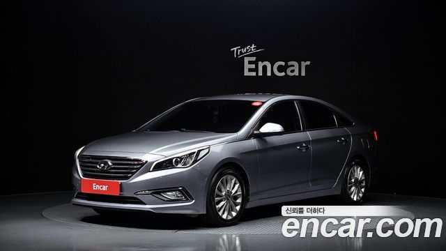 Hyundai Sonata (LF) 2.0 Smart 2015 — фото 1