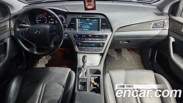 Hyundai Sonata (LF) 2.0 Smart 2015 — фото 7