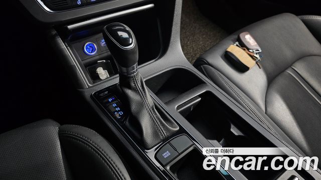 Hyundai Sonata (LF) 2.0 Smart 2015 — фото 9