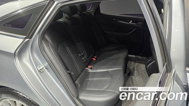 Hyundai Sonata (LF) 2.0 Smart 2015 — фото 11