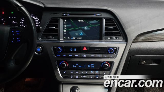 Hyundai Sonata (LF) 2.0 Smart 2015 — фото 14