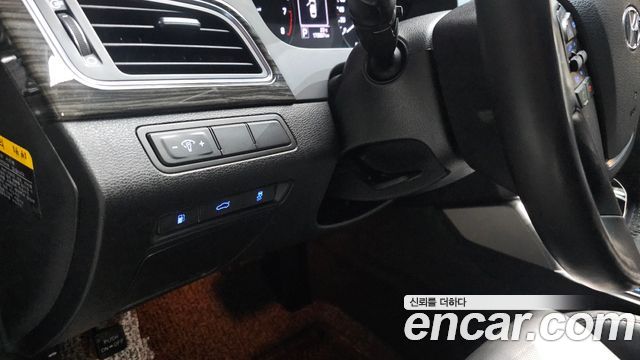 Hyundai Sonata (LF) 2.0 Smart 2015 — фото 17