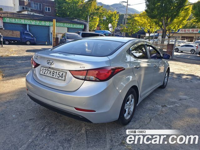 Hyundai Avante 1.6 LPi Modern 2015 — фото 9