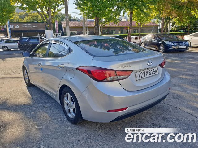 Hyundai Avante 1.6 LPi Modern 2015 — фото 10